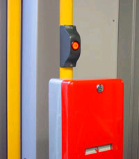 路面電車降口ボタン